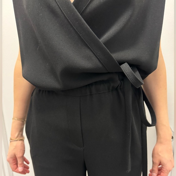 Black v-neck Theory jumpsuit with drawstring belt - Picture 2 of 5